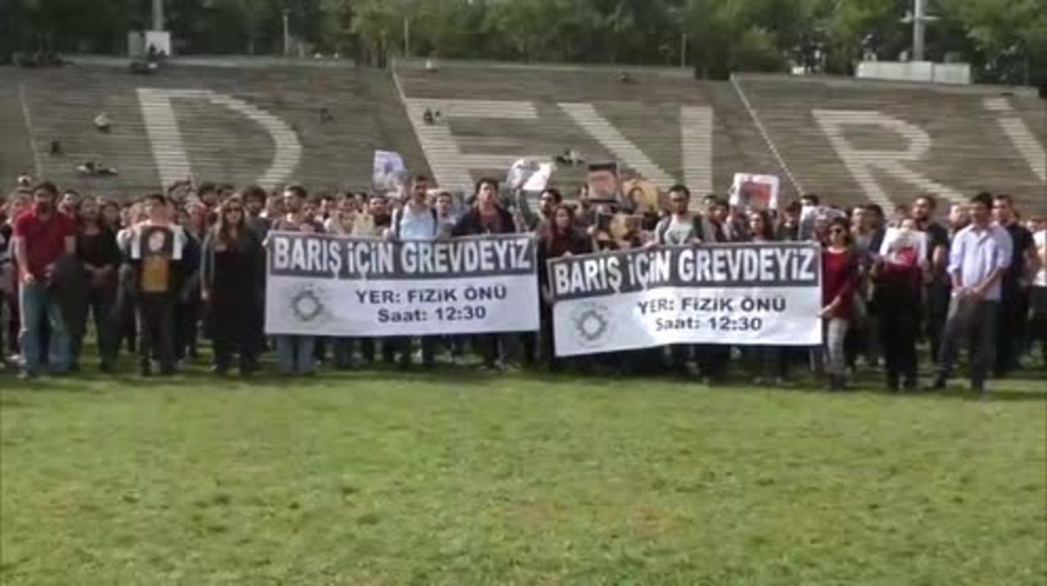 Turkey: Students rally in Ankara in solidarity with bomb attack victims