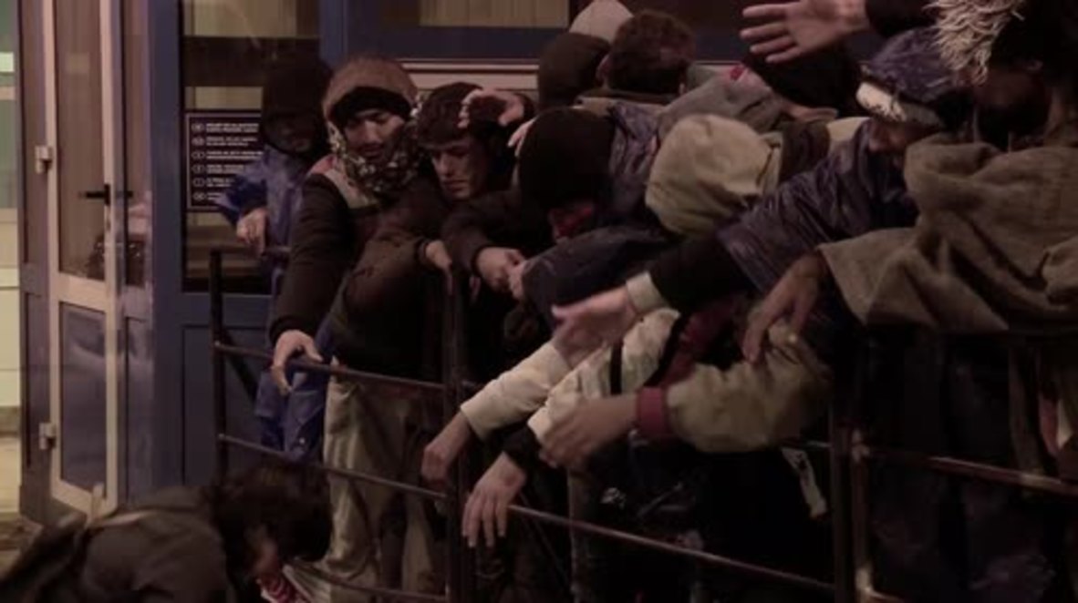 Croatia: Refugees stranded on Croatian-Slovenian border in the cold with low rations