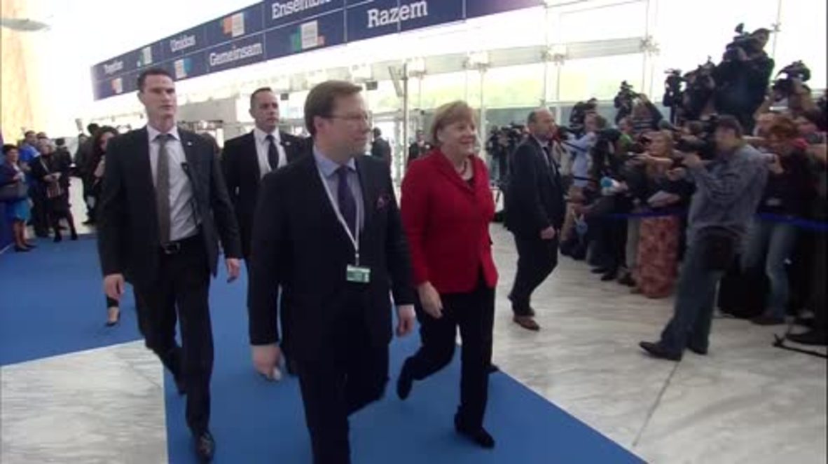 Spain: Merkel and Juncker arrive at EPP congress in Madrid