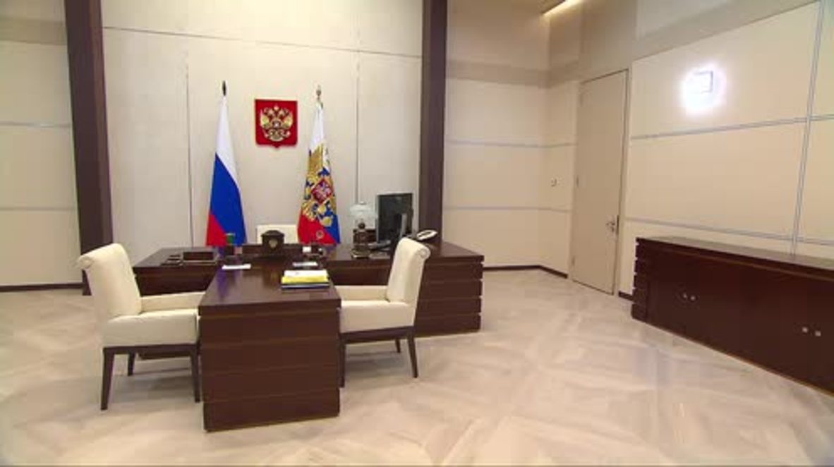Russia: Putin meets governor of Sevastopol to discuss socio-economic development
