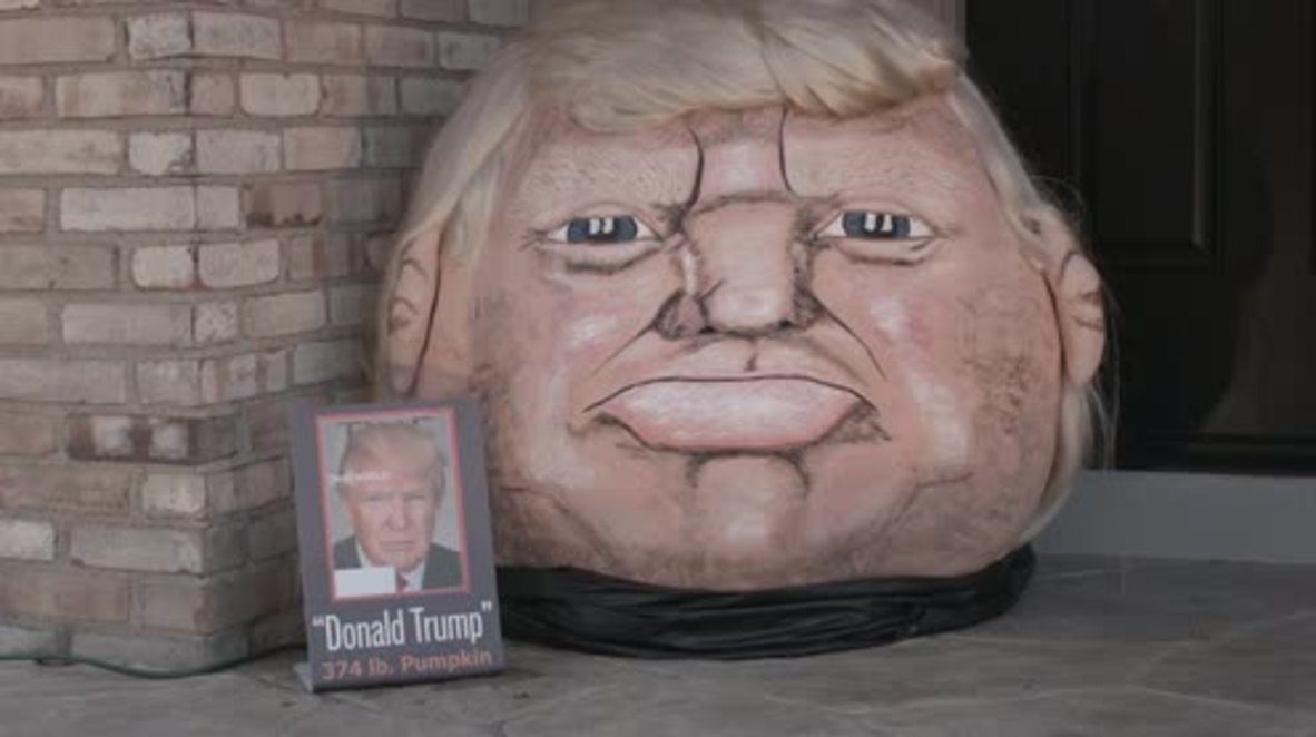 USA: 'Trumpkin' - Is this Donald Trump pumpkin the scariest thing about Halloween?