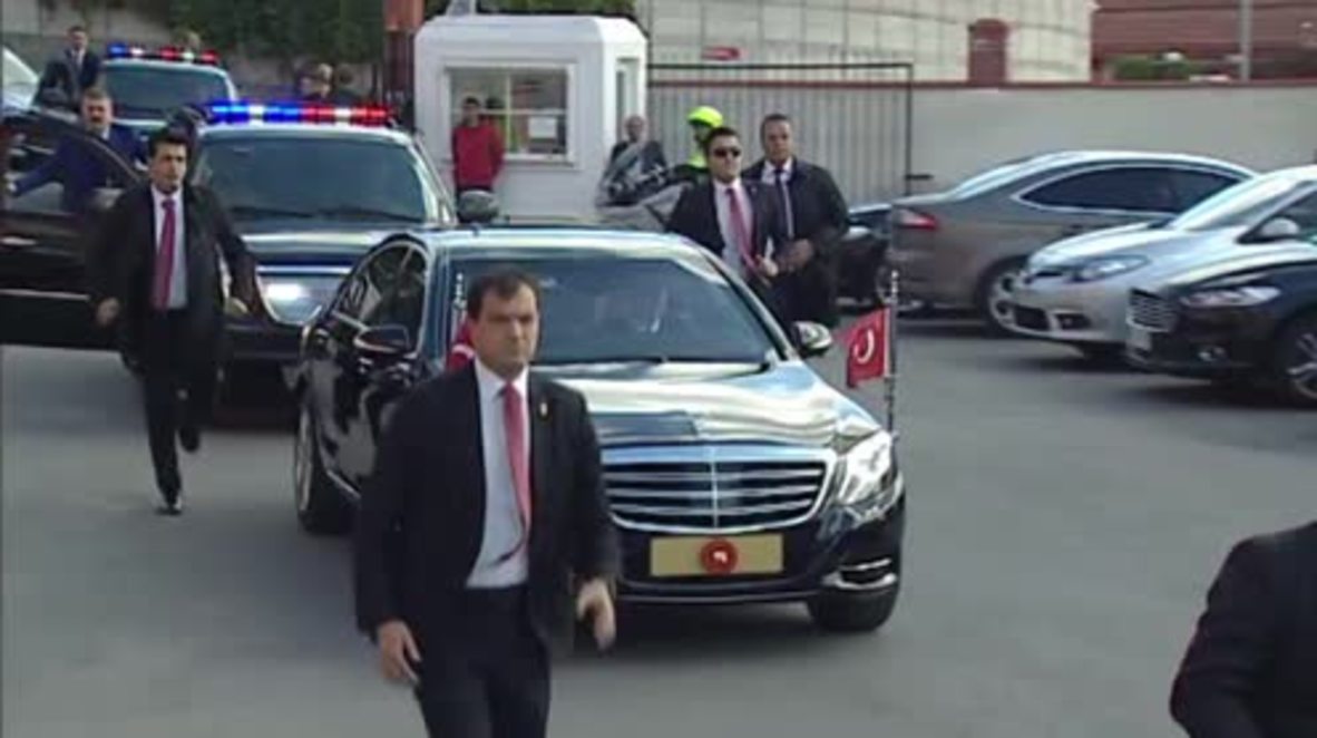 Turkey: President Erdogan casts vote in general election