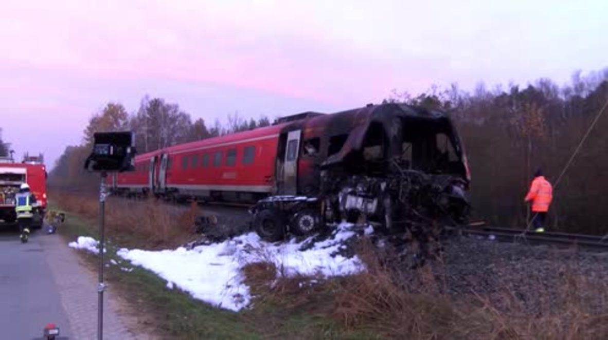 Germany: Clear-up begins after two killed in train crash in Bavaria