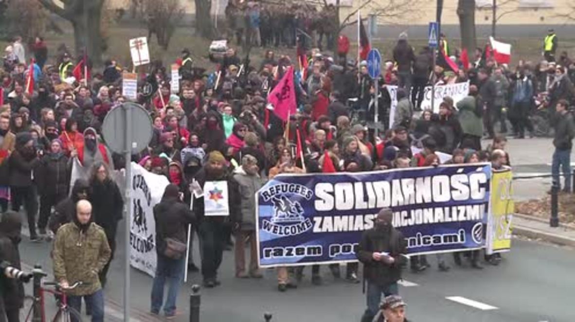 Poland: Thousands march in support of refugees in Warsaw