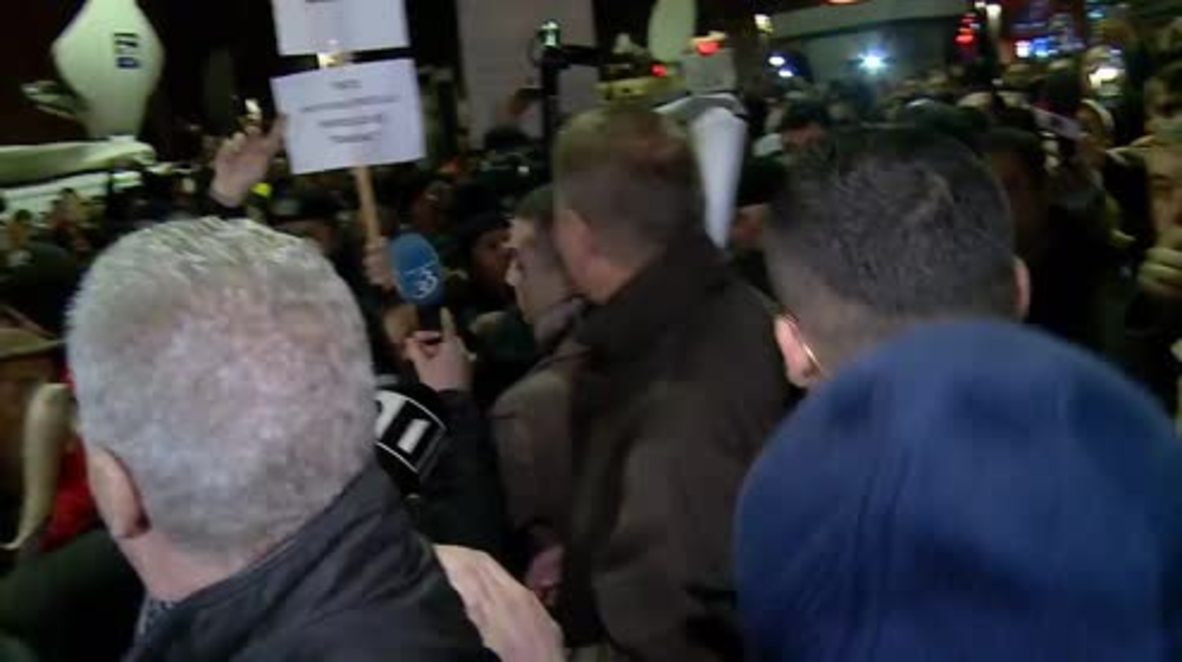 Romania: President Iohannis attends anti-govt rally as nightclub death toll hits 45
