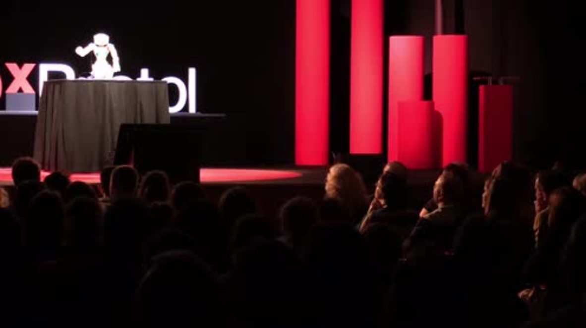 UK: Meet ‘Bob’, the first ever ROBOT to give a Ted Talk