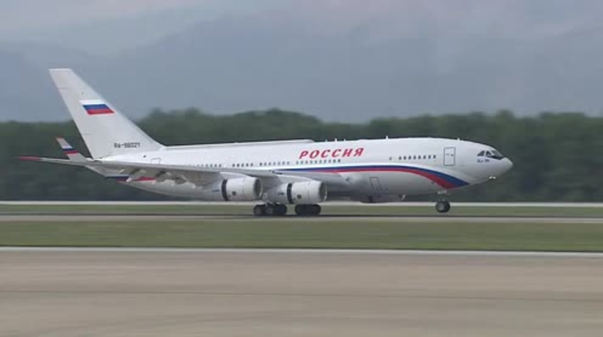 Turkey: Putin arrives in Antalya ahead of G20 summit