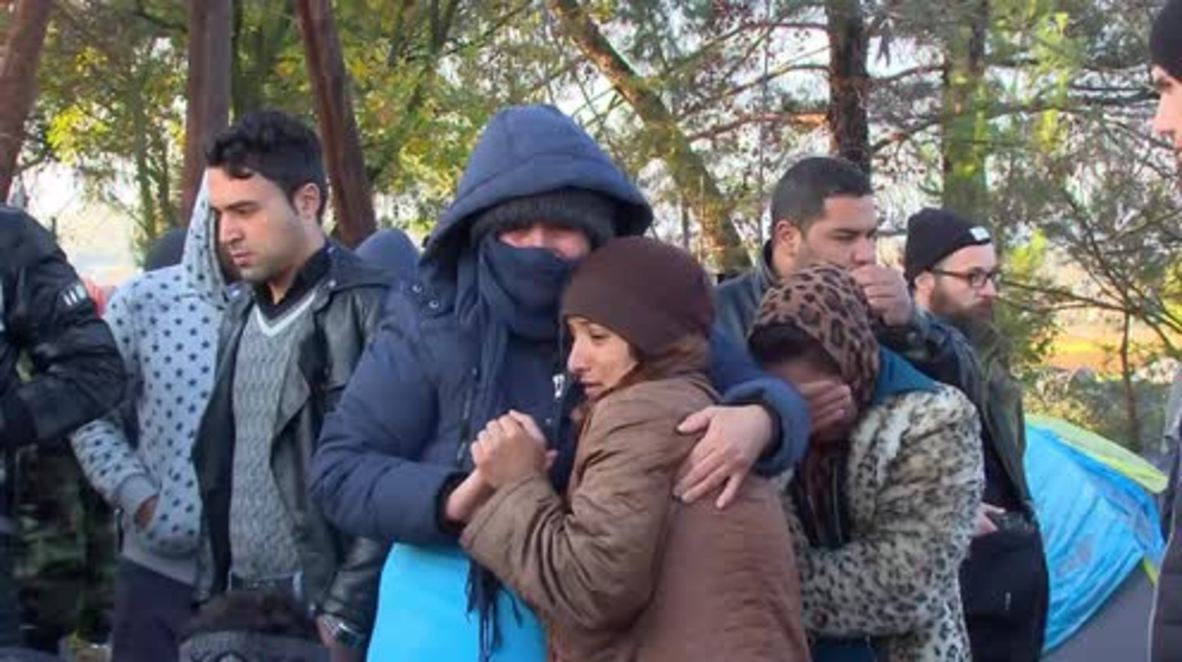 Greece: Protesting refugees sew-up lips on Greek-Macedonia border
