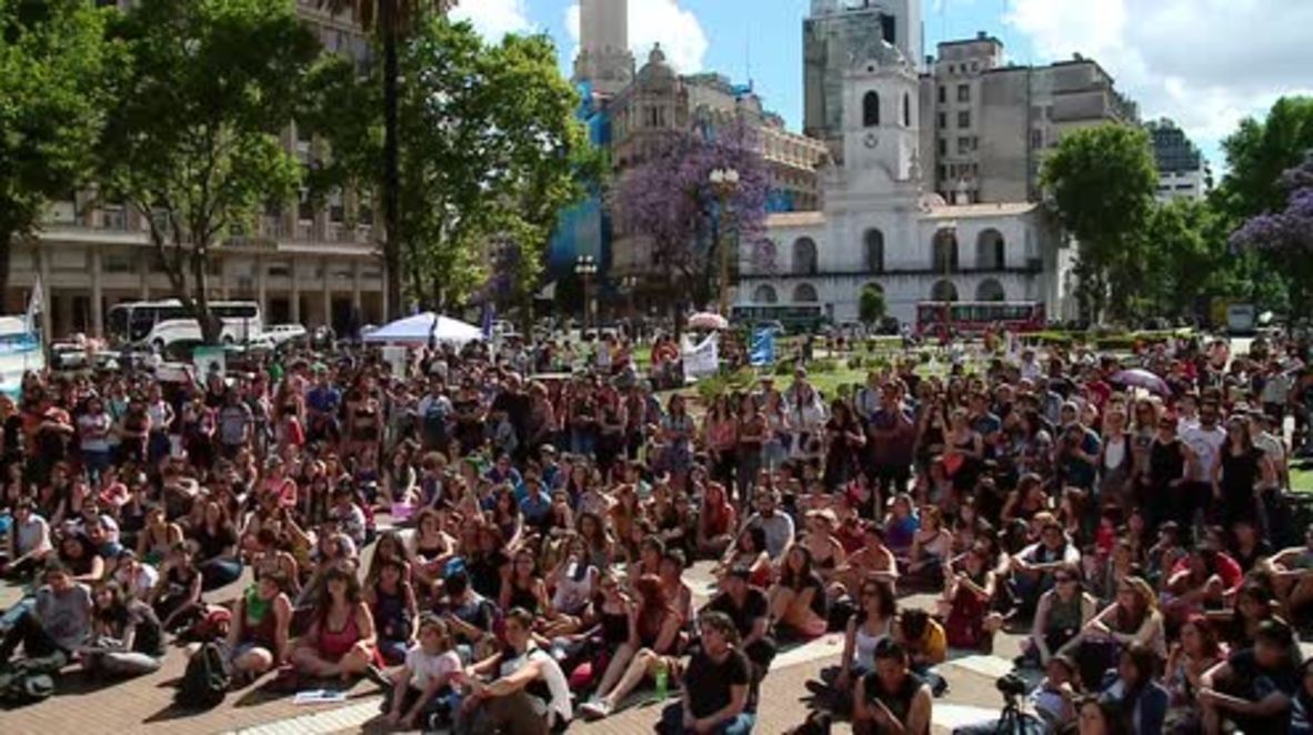 Argentina: 'March of the prostitutes' - Activists call for legalisation of abortion