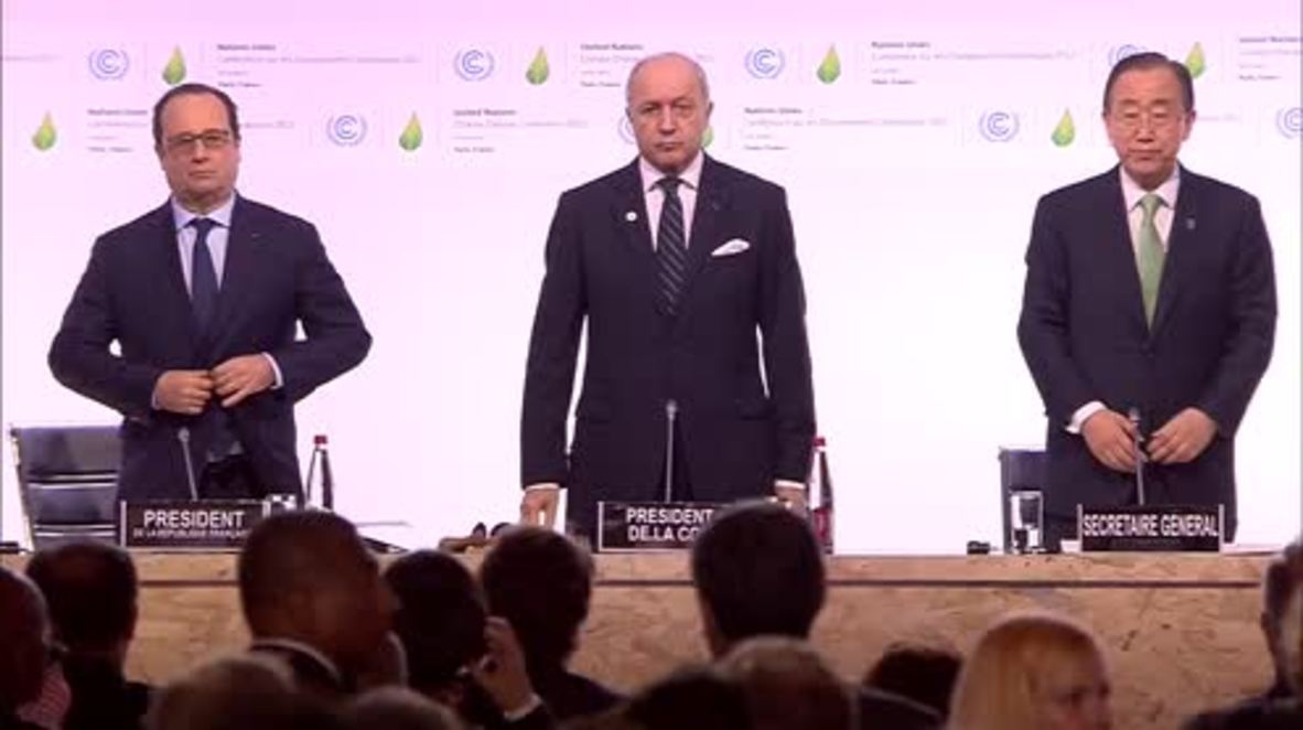 France: Climate change as much a priority as the war on terror - Hollande at COP21