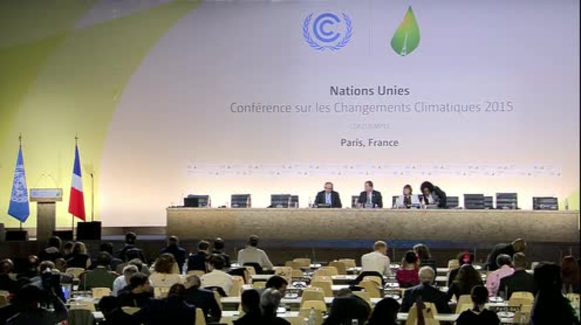 France: Poroshenko says Donbass conflict stopping Ukraine from climate progress
