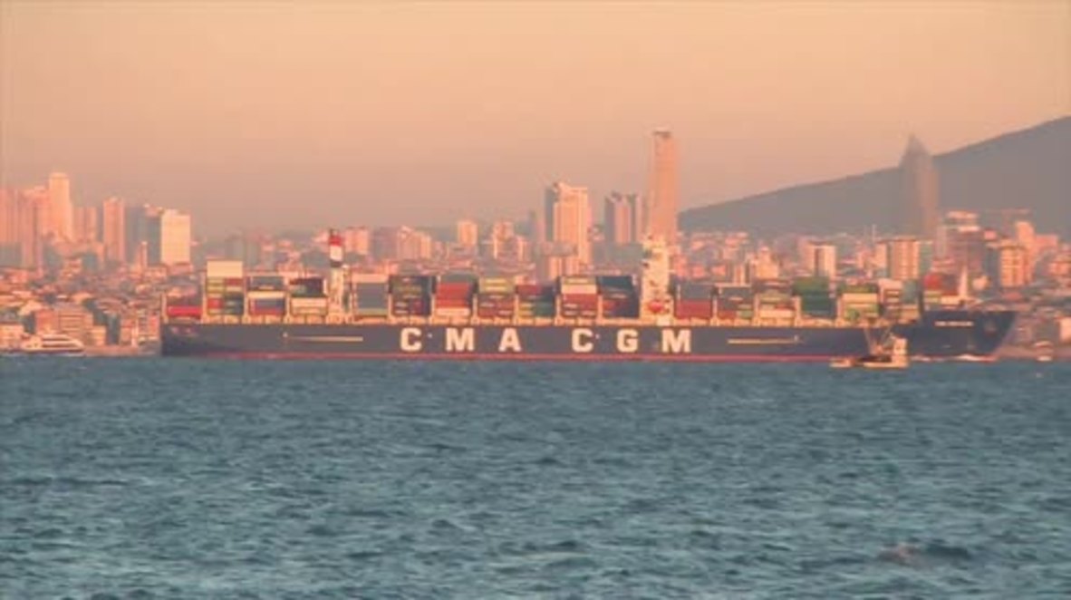 Turkey: Russian ships wait hours to cross Bosphorus Strait