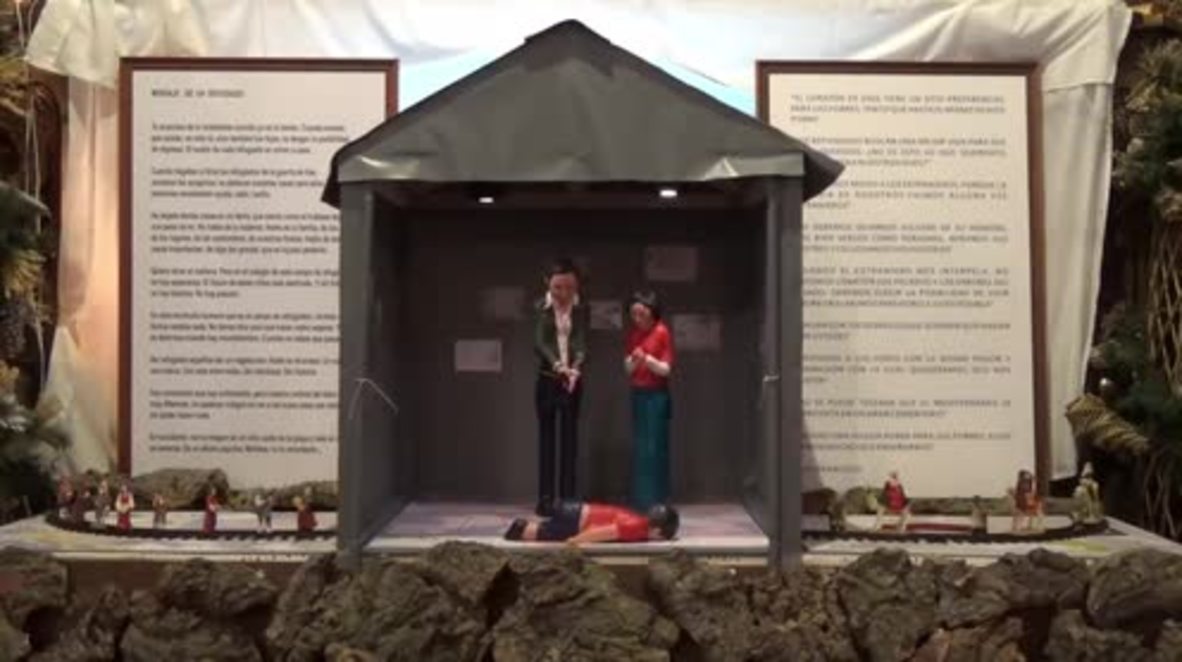Spain: Alternative nativity scene depicts plight of Aylan Kurdi