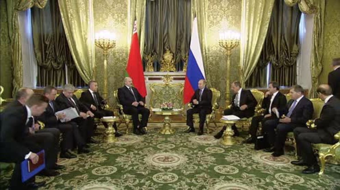 Russia: Putin welcomes Lukashenko for 'essential' bilateral talks