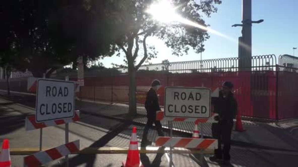 USA: Schools closed across LA following bomb threats