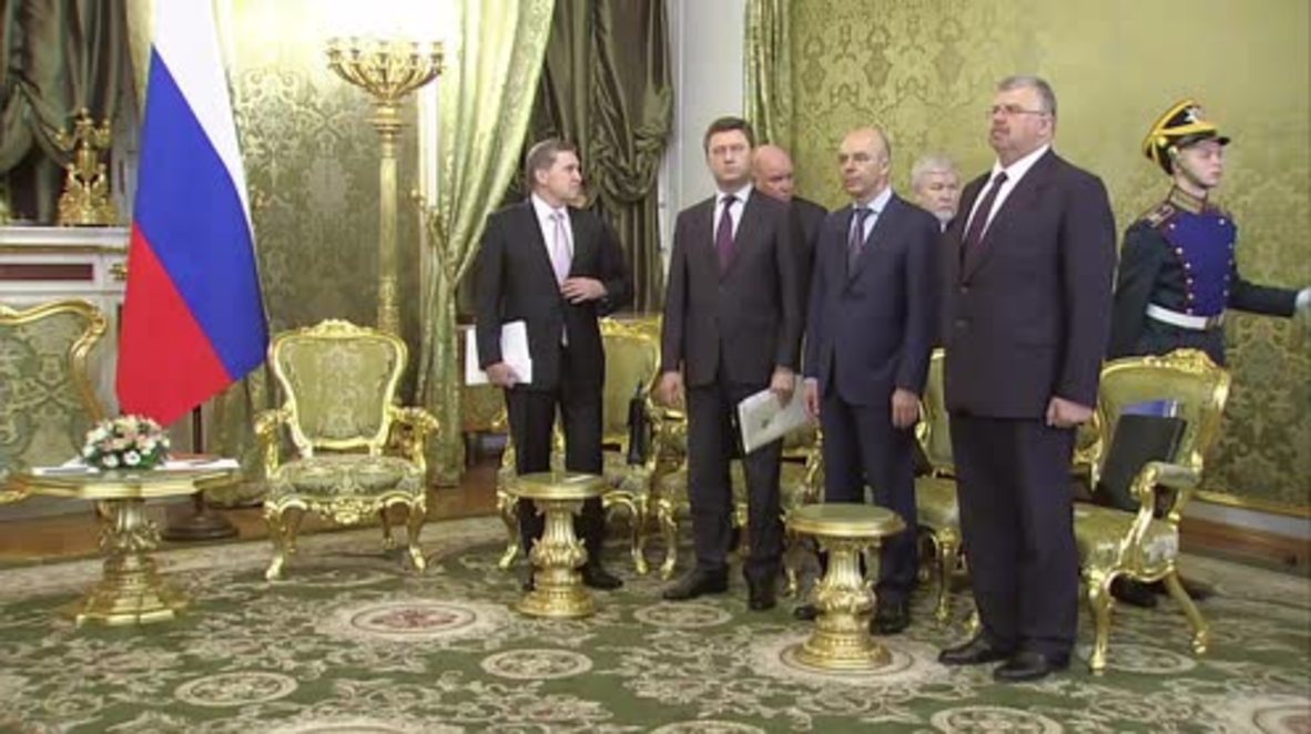 Russia: Putin meets Kyrgyz counterpart Atambayev in Moscow