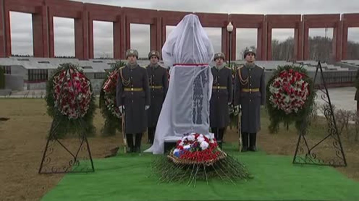 Russia: Mikhail Kalashnikov memorial unveiled at Military Cemetery near Moscow