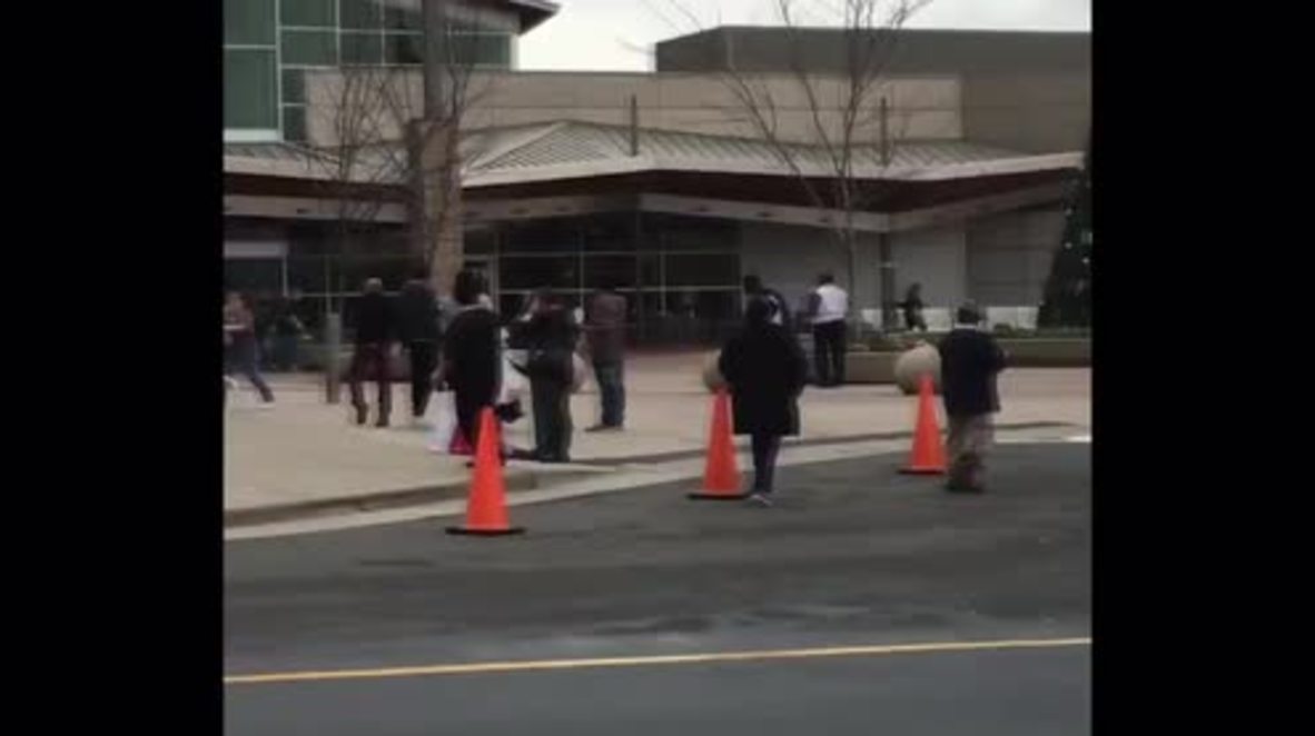 USA: One dead in shooting at North Carolina mall