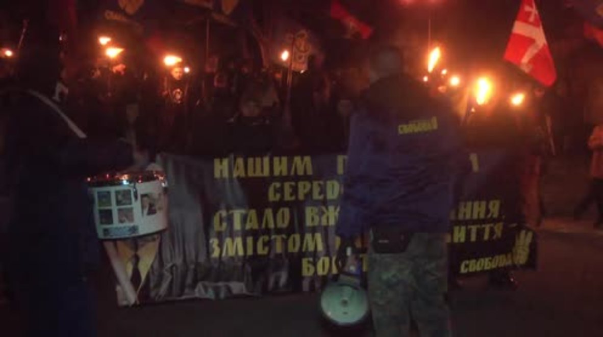 Ukraine: Odessa activists march by torchlight to mark Bandera's birth