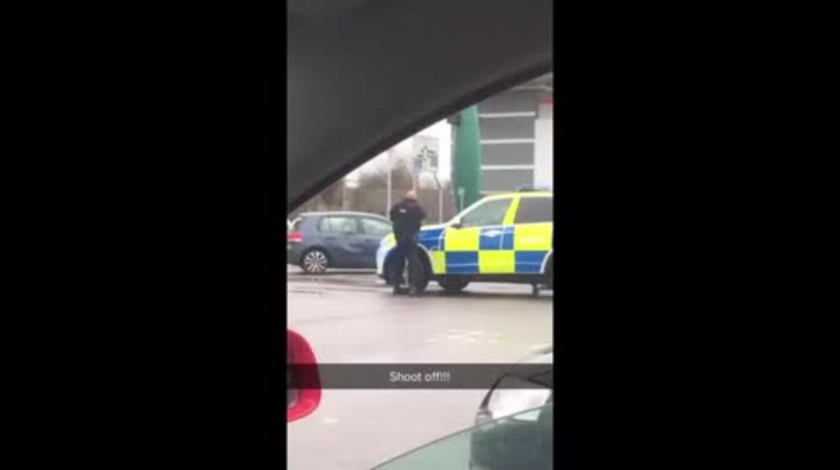UK: See armed police swoop on suspect after McDonald’s carpark shooting