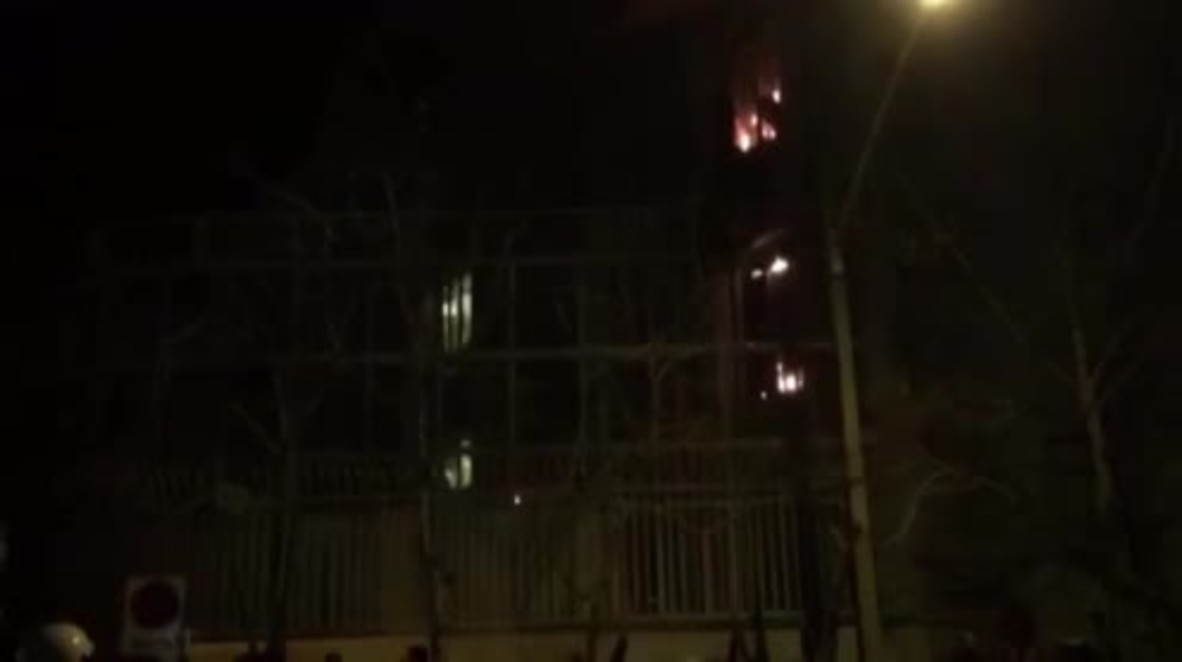 Iran: Angry protesters set fire to Saudi embassy in Tehran
