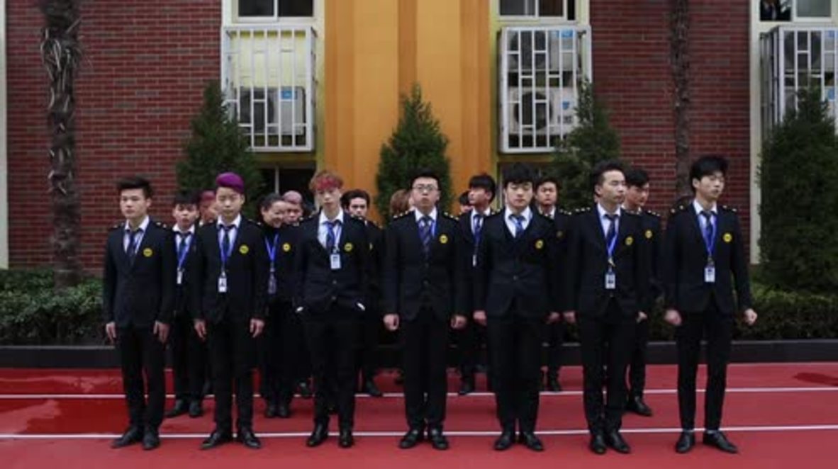 China: Aspiring hairdressers undergo military-style training in Shanghai