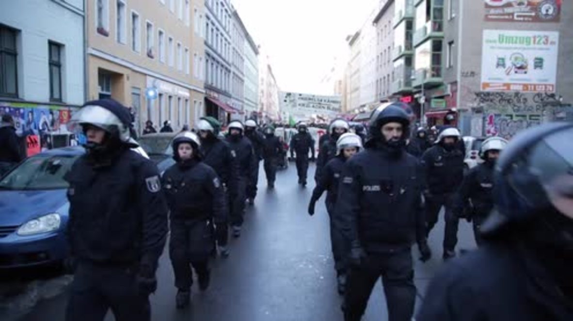 Germany: Protesters march against eviction of disabled shop-owner from Berlin institution