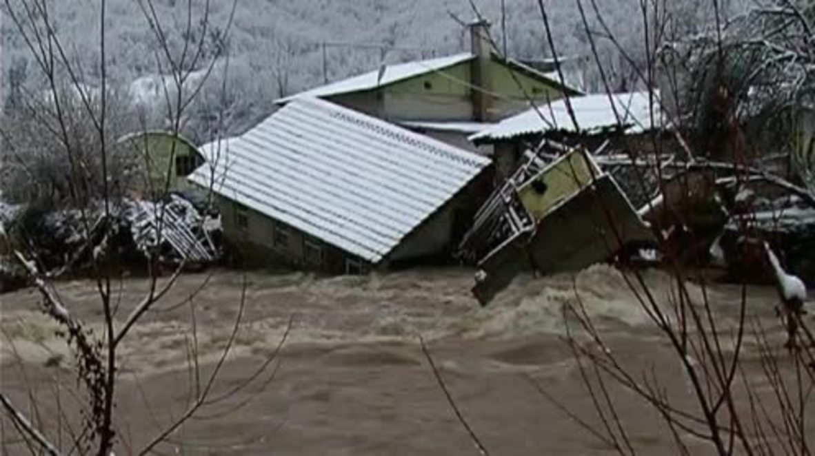 Bulgaria: State of emergency declared as flooding causes mayhem in south