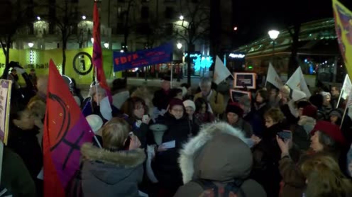 France: Paris protesters decry Cologne sexual assaults and rape culture