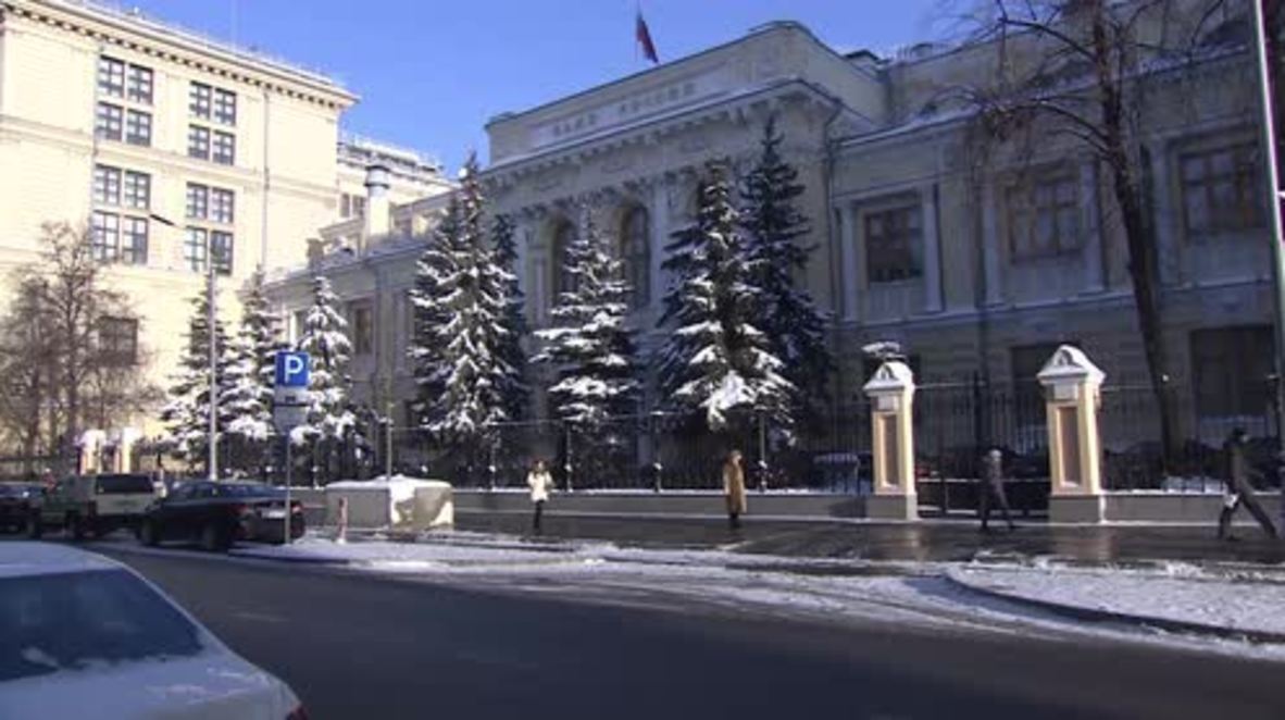 Russia: Ruble continues to plummet against US dollar