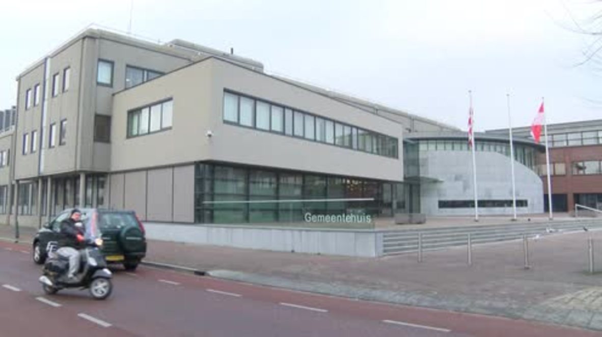 Netherlands: Town hall smashed up, sent threat-letter, following anti-refugee riot