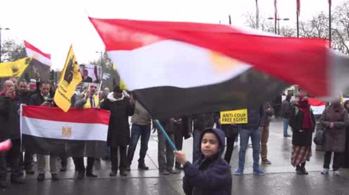 UK: London march commemorates Egyptian uprising five years on