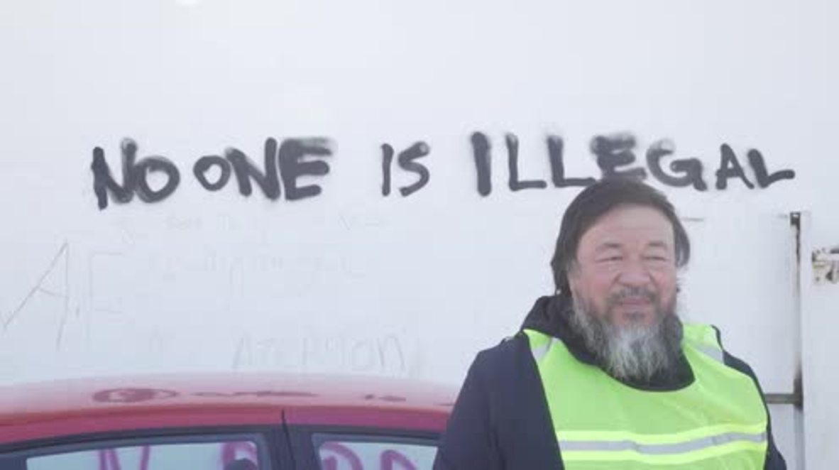 Greece: Ai Weiwei sets up a studio on Lesbos as refugee crisis unfurls