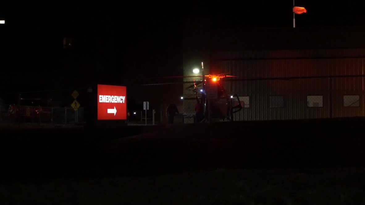 USA: Injured Ryan Bundy arrives at hospital after deadly standoff *EXCLUSIVE*