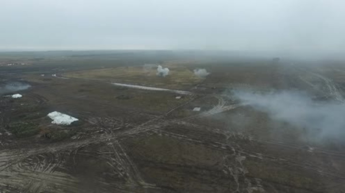 Ukraine: Drones shows DPR's explosive military drills