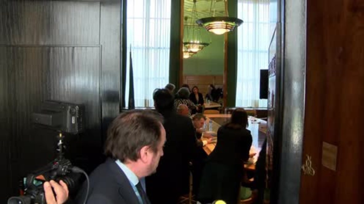 Switzerland: UN's de Mistura meets 'Moscow group' of Syrian opposition