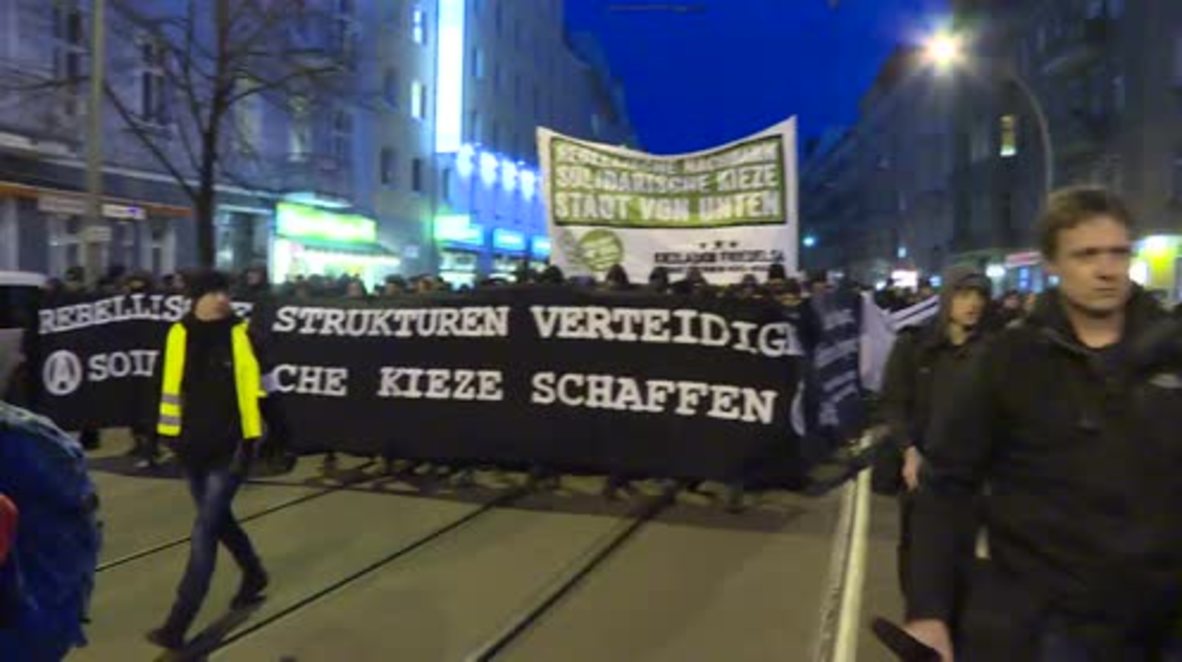 Germany: Police arrest 15 as left-wing activists confront police in Berlin