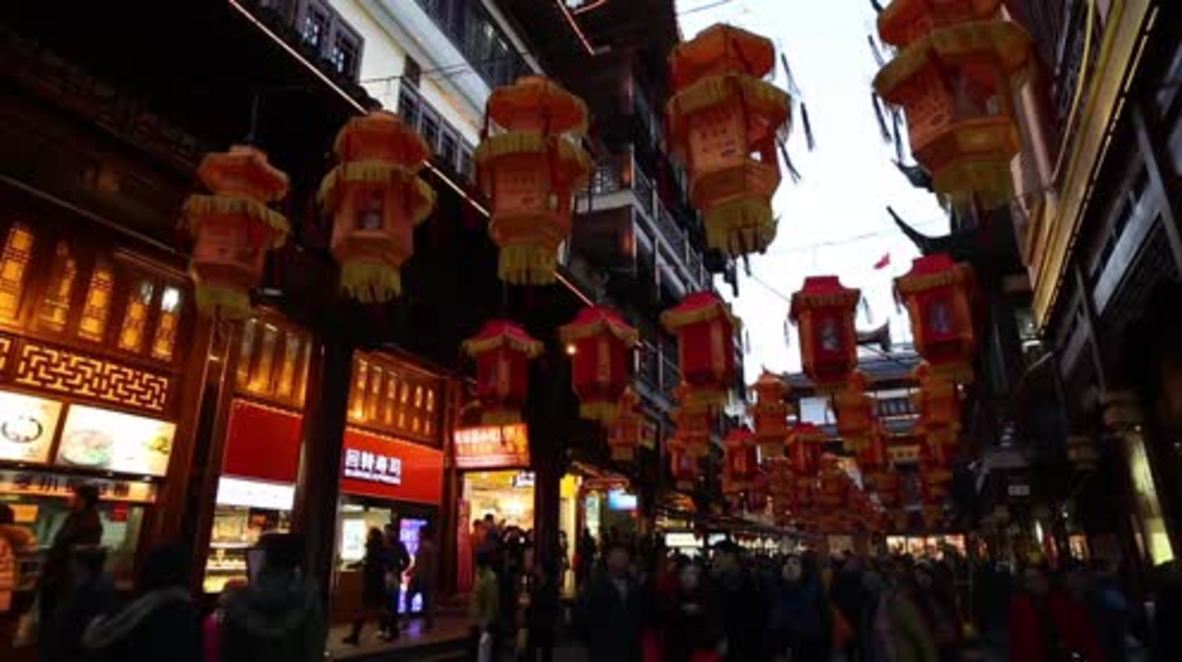 China: Lantern festival lights up Shanghai for New Year