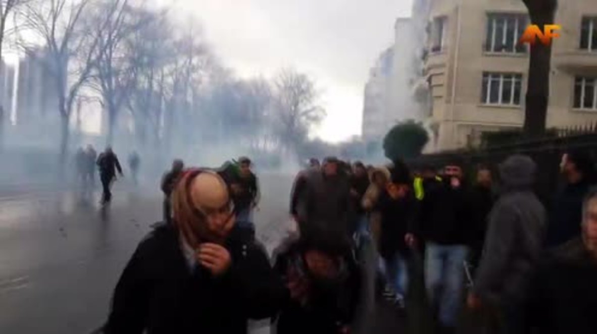 France: Pro-Kurdish protesters taste tear-gas after 17 arrested in Paris