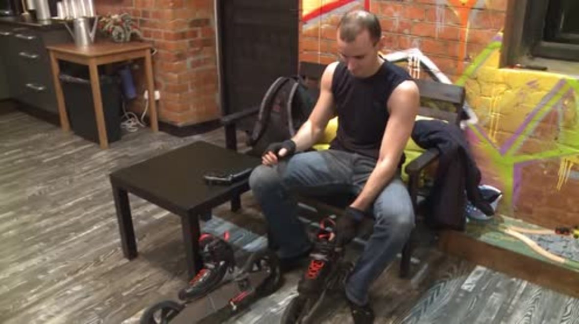 Russia: These electric rollerblades can hit 90 km/h!