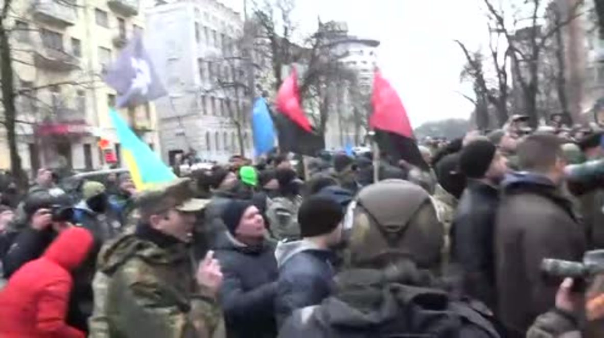 Ukraine: Protesters attack Russian bank on anniversary of Maidan's bloodiest day