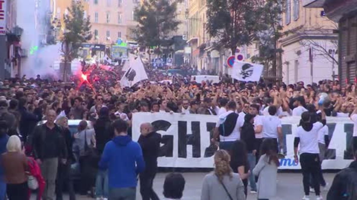 France: Thousands rally in support of injured SC Bastia fan