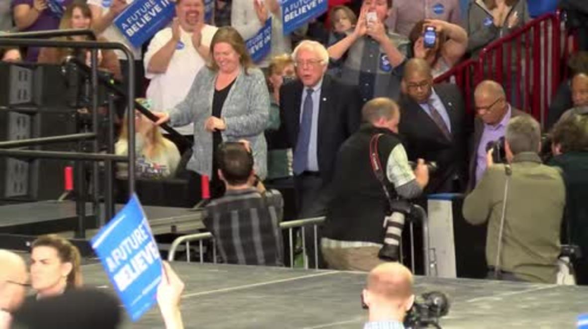 USA: Sanders urges supporters to unite against 'Donald Trumps of the world'