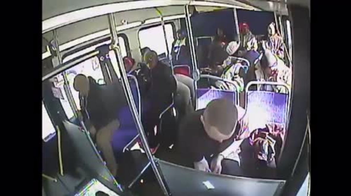 USA: Police save man's life after he has heroin overdose on bus
