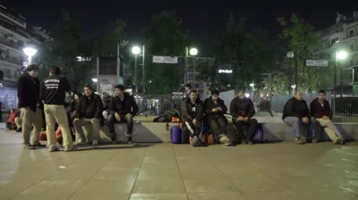 Greece: Stranded refugees sleep rough in Athens