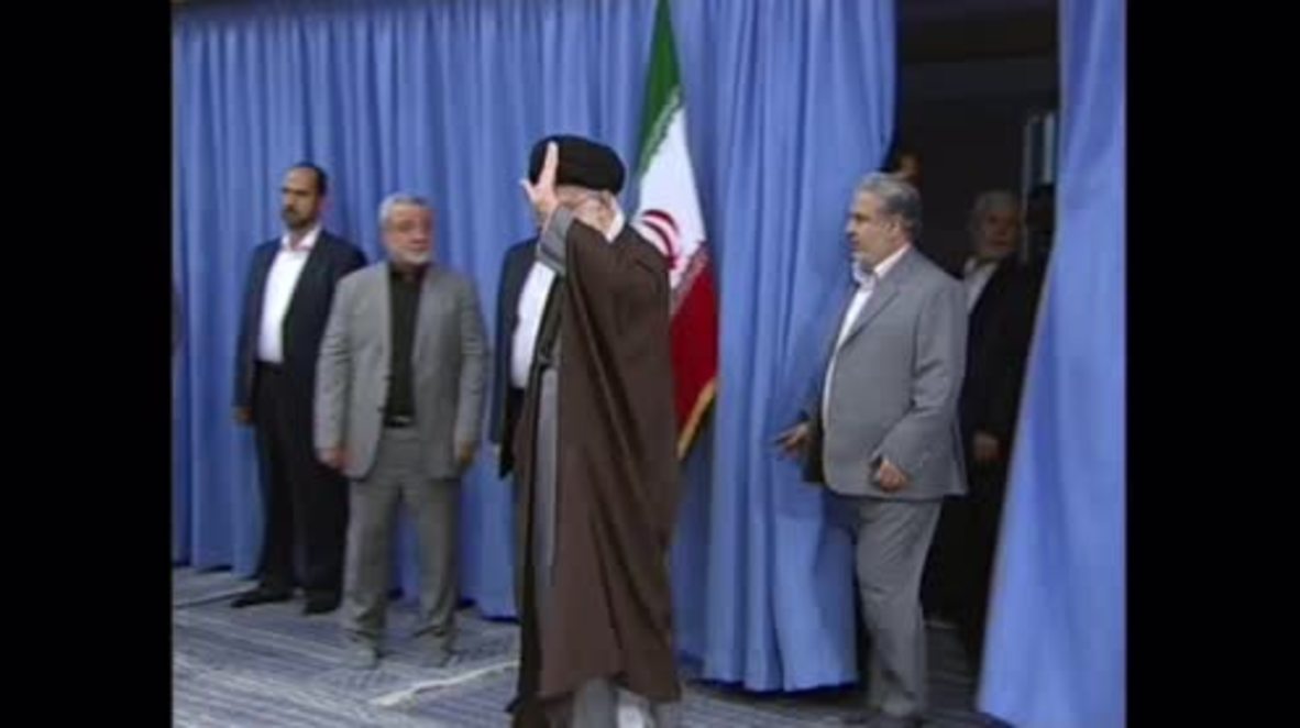 Iran: Ayatollah Khamenei casts vote as parliamentary elections kick off