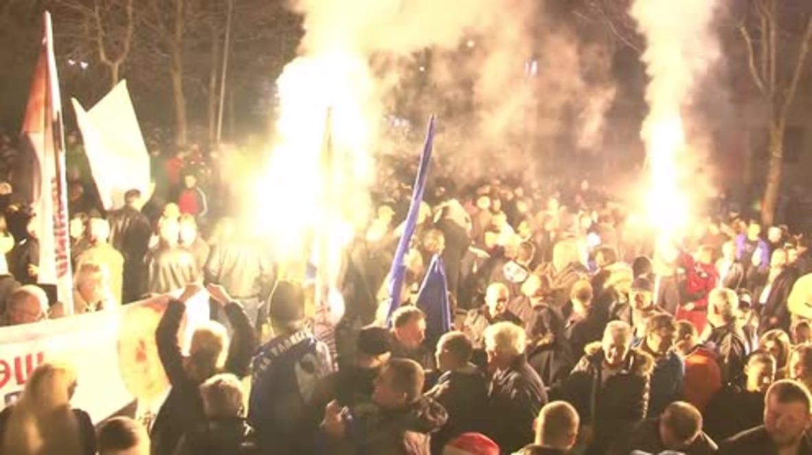 Montenegro: Protesters demand a transitional govt without PM Djukanovic