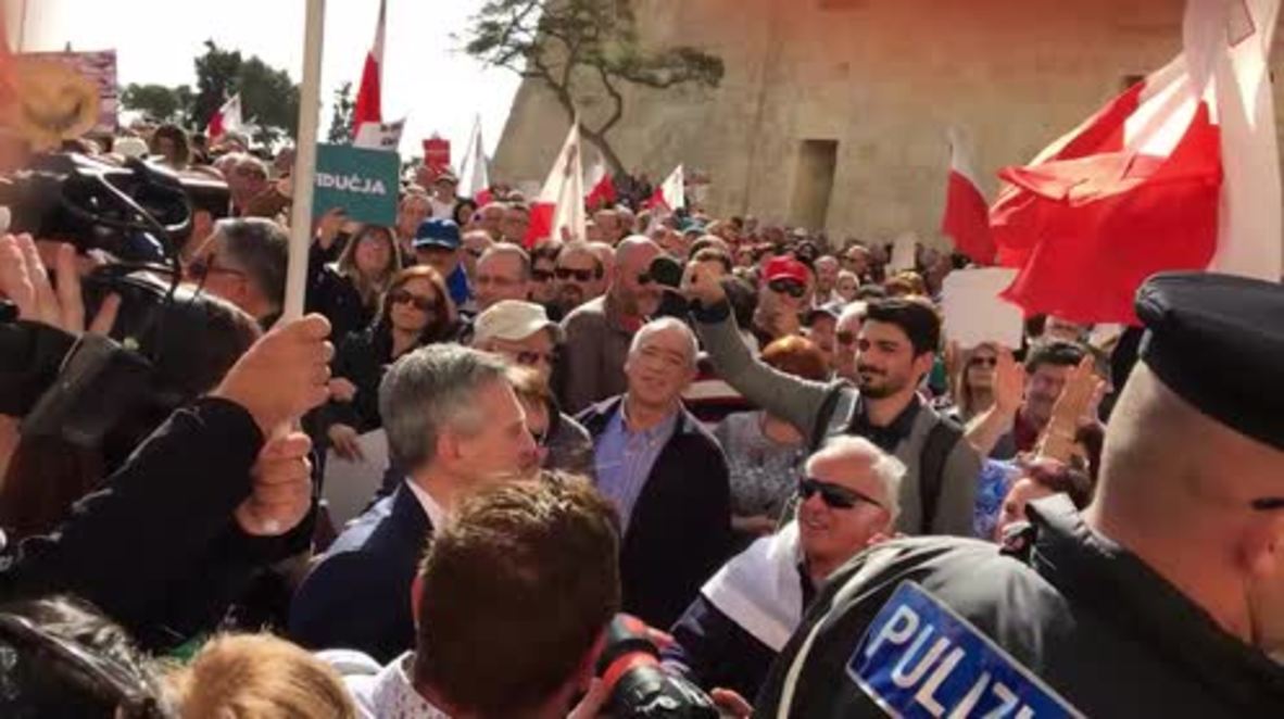 Malta: Thousands protest against corruption in Valletta