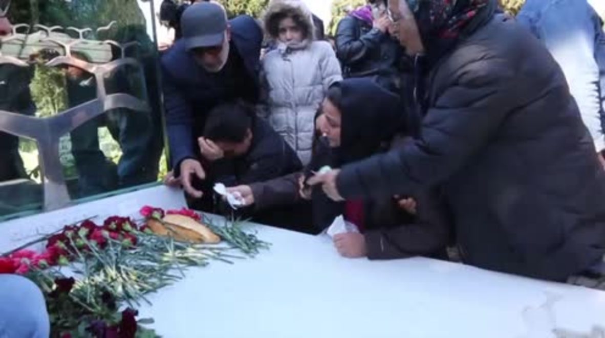 Turkey: Thousands commemorate 15yo Gezi victim Berkin Elvan