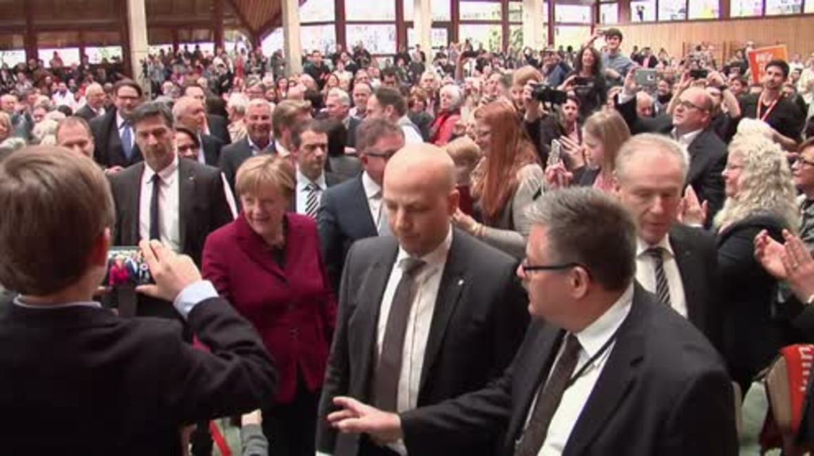 Germany: Merkel talks migrant crisis at rally ahead of crucial regional elections